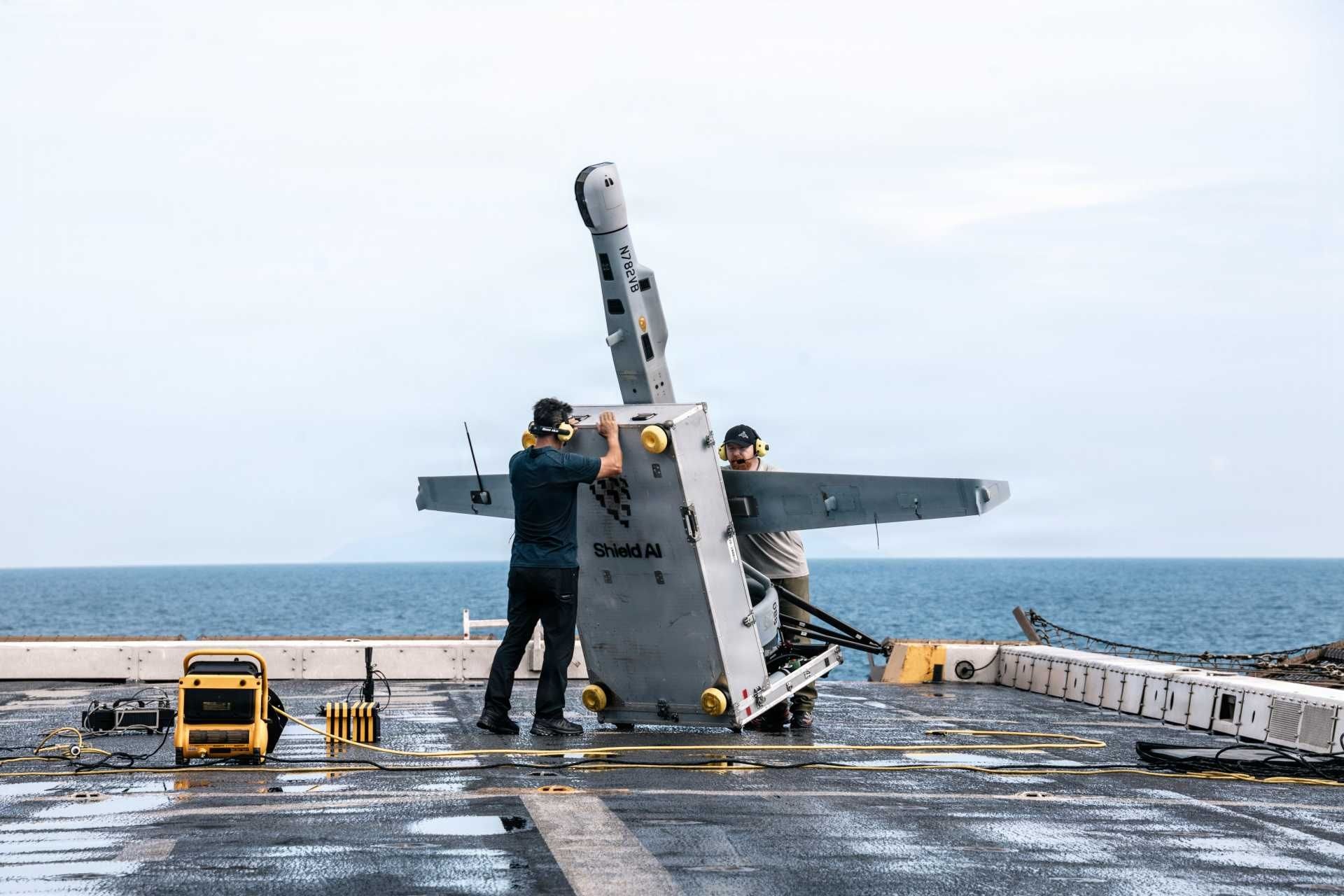 www.armyrecognition.com-templates-yootheme-cache-7b-_u.s._marines_deploy_vbat_drone_from_uss_portland_vessel_to_expand_indo-pacific_intelligence_missions_1920_001-7bfa9919.jpeg