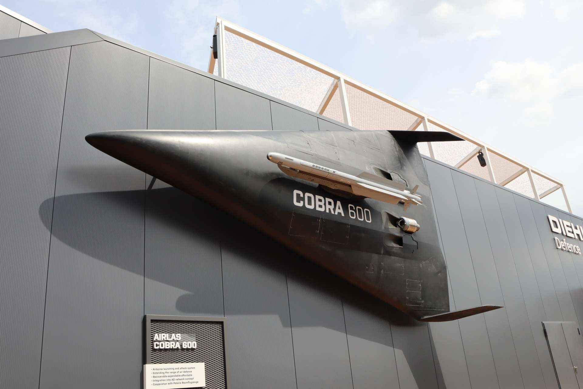 www.armyrecognition.com-templates-yootheme-cache-b2-_germany_reveals_cobra_600_uav_to_launch_iris-t_missiles_beyond_ground_air_defense_range-b2097173.jpeg