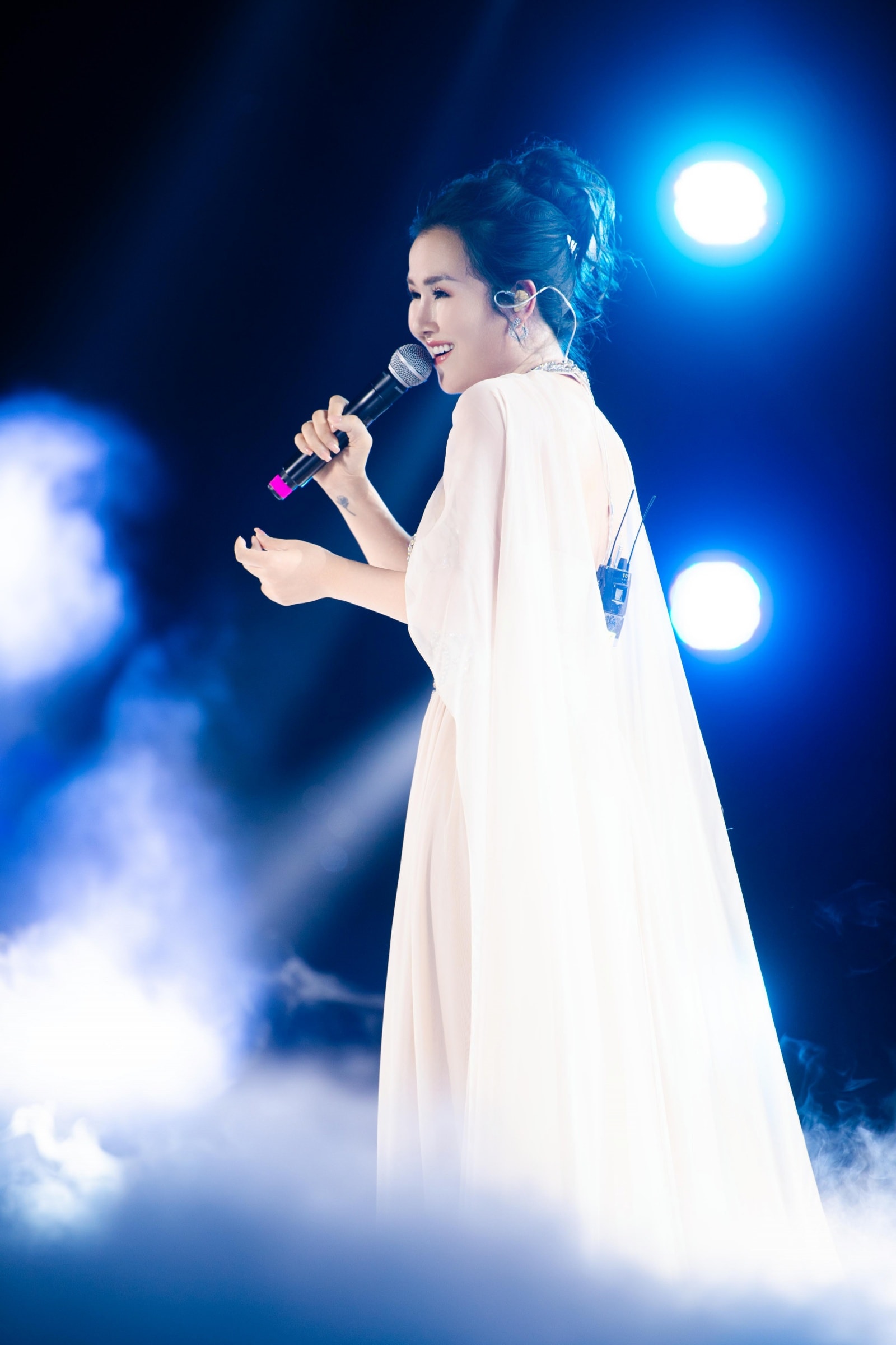 Võ Hạ Trâm trong chương trình Đồng dao hòa bình 