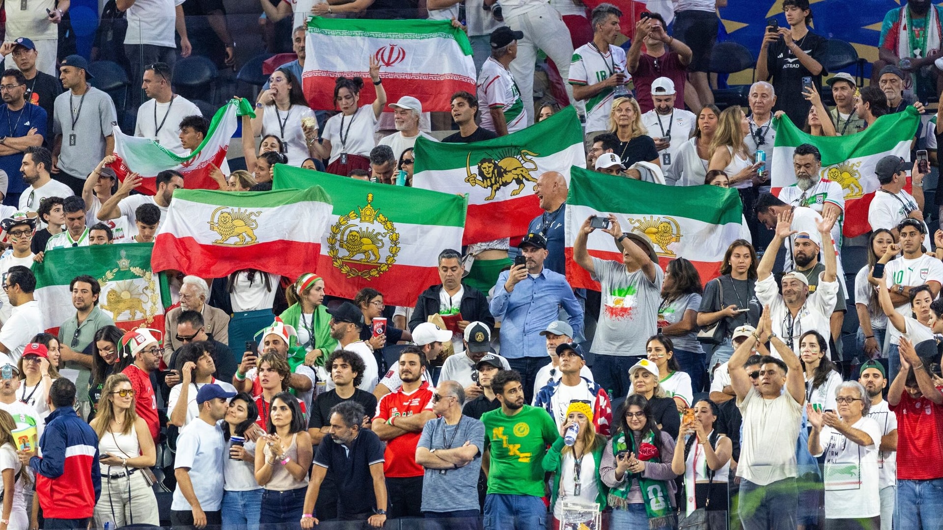 HLV Amir Ghalenoei Iran là đội bị chèn ép nhiều nhất World Cup 2026 (1)