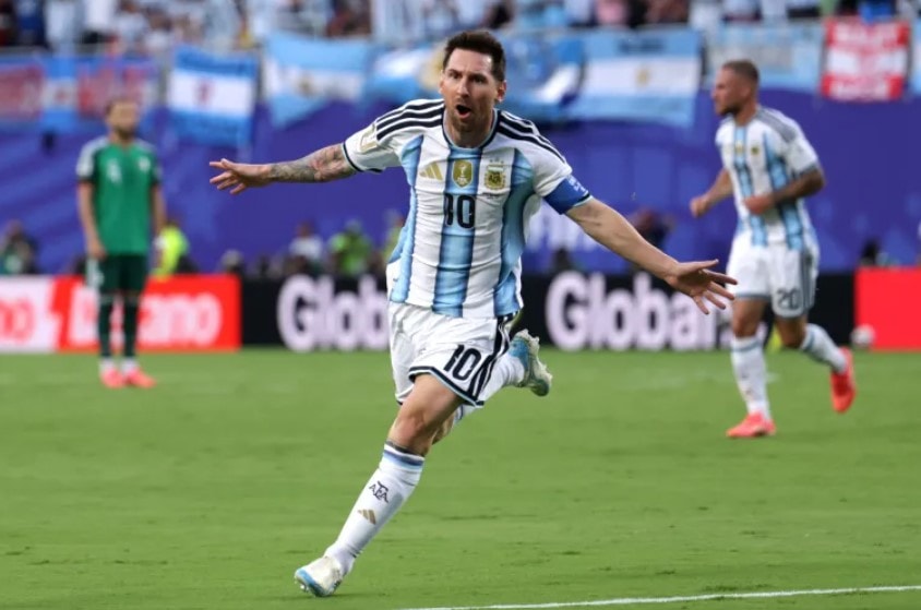 messi(1).jpg