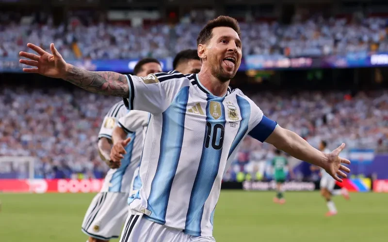 Messi: Phía sau kỉ lục ghi bàn và sút hỏng phạt đền ở World Cup 
