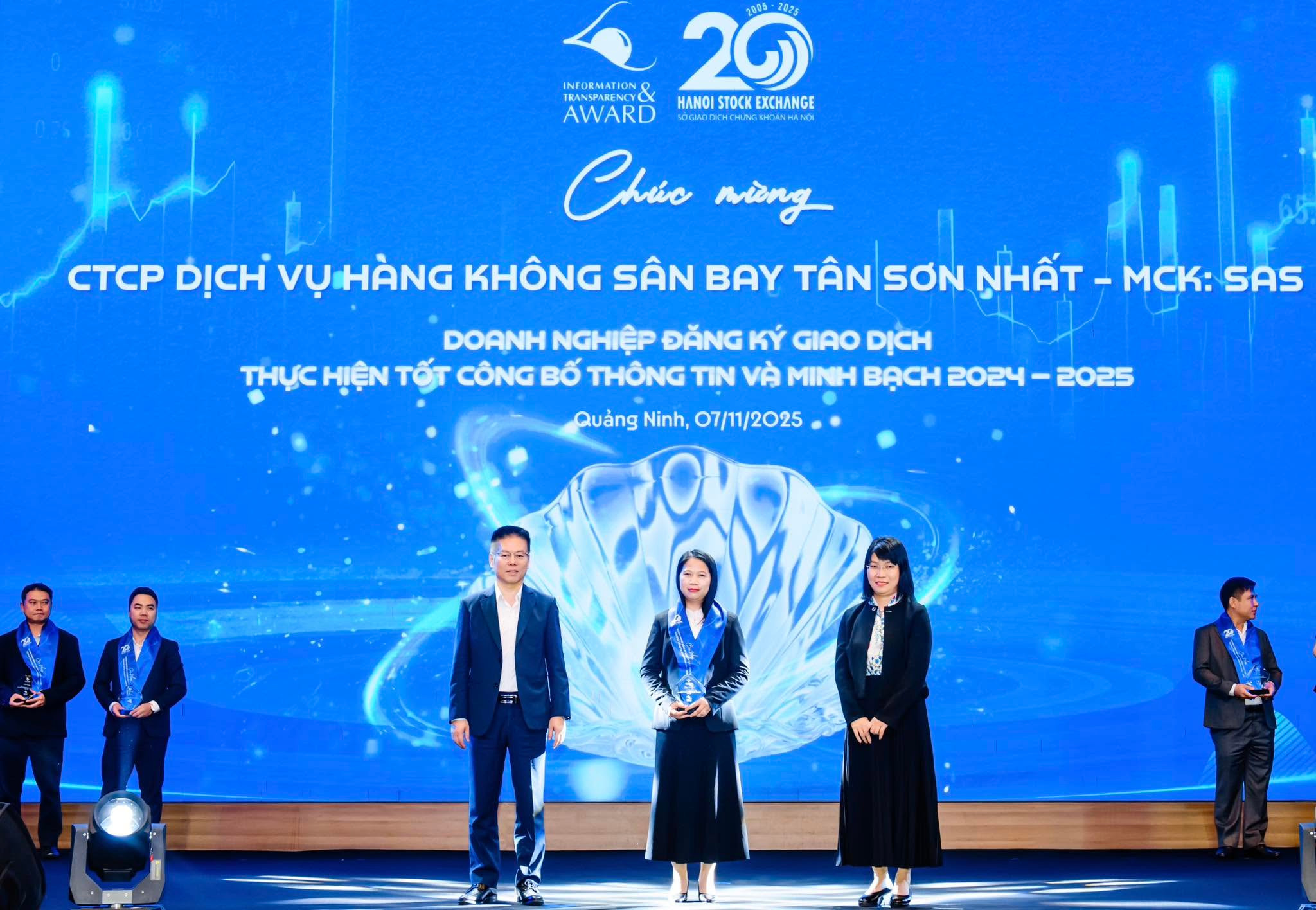 H4. Top 10 công bố thông tin minh bạch
