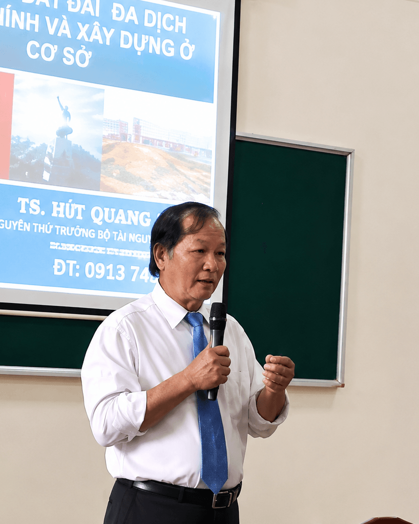 TS. Bùi Quang Xuân 