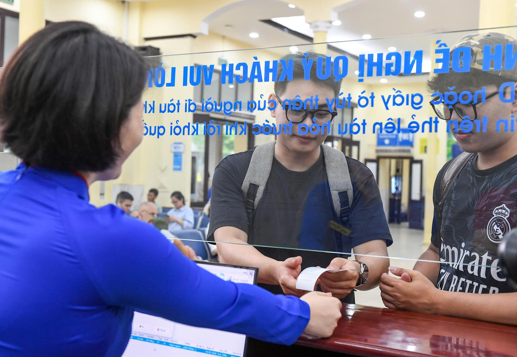 Đường sắt giảm 10% giá vé tàu khách Bắc - Nam từ ngày 1/7