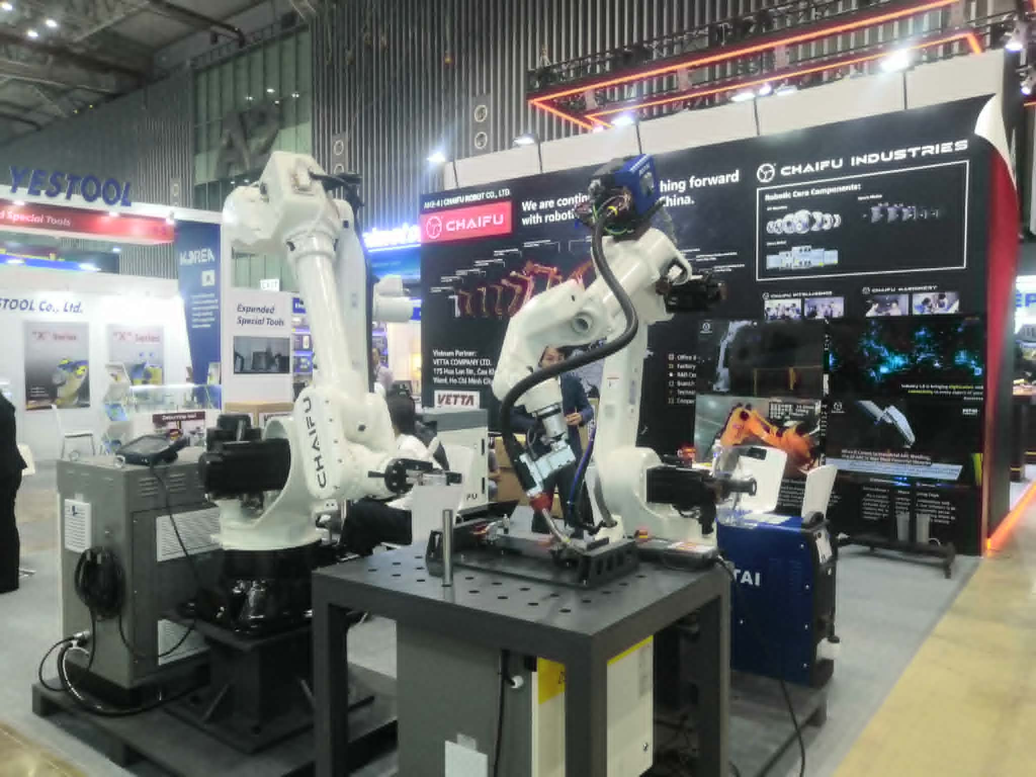 robot.jpg