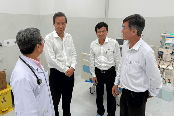 con-dao-khi-vung-dat-thieng-mo-long-don-nhung-benh=nhan-suy=than-hinh-anh 1