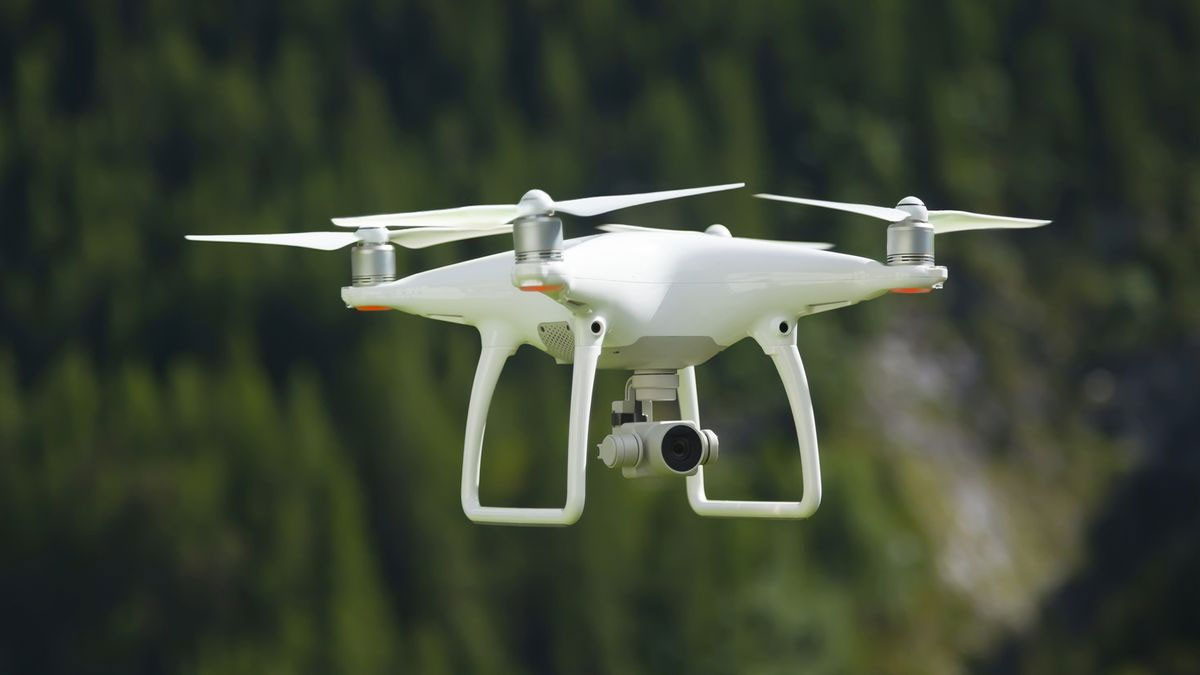 Công nghệ mới giúp drone biết 'cảm nhận cơn đau', giúp ô tô tự lái an toàn hơn