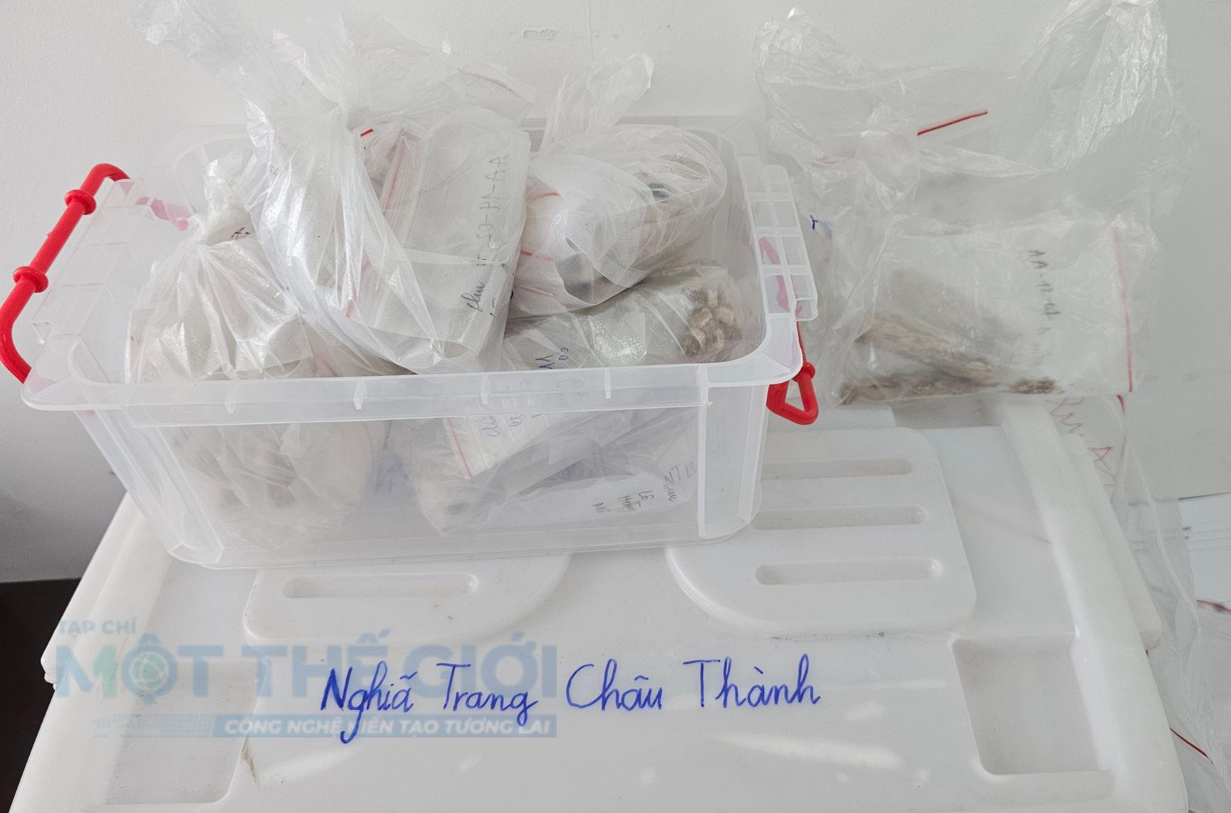 mau-di-cot-duoc-thu-thap-tai-nghia-trang-chau-thanh-doi-xac-dinh-adn(1).jpg