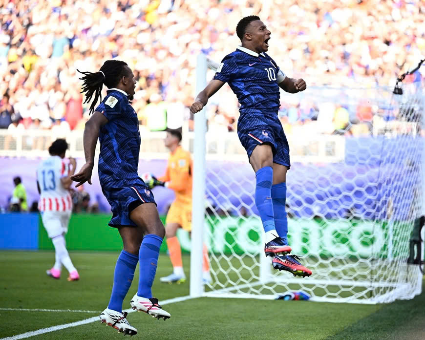 mbappe-doi-tuyen-phap.jpg