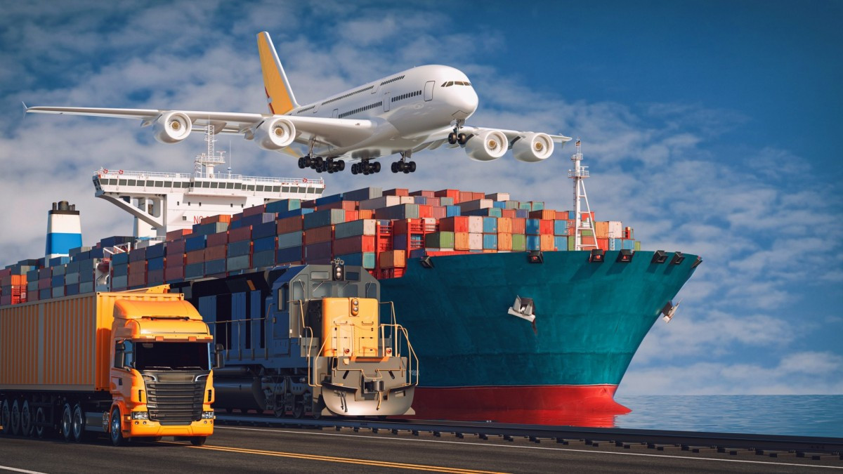 Khoảng 94,1% kim ngạch nhập khẩu của Việt Nam hiện tập trung vào nhóm tư liệu sản xuất. Ảnh: NQS