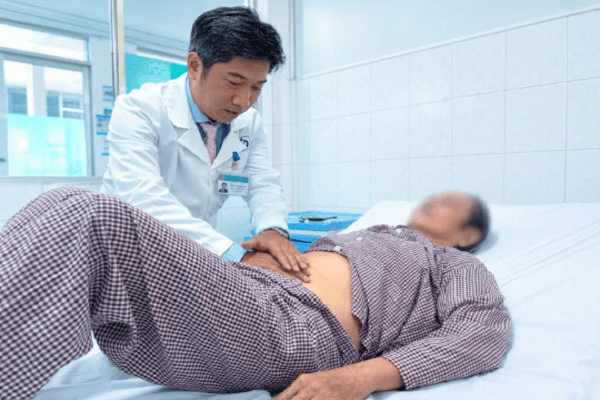 ke-giat-nguoi-tham-lang-va-hanh-trinh-60-phut-gianh-lai-su-song-tu-ban-tay-chuyen-gia-hinh-anh.png