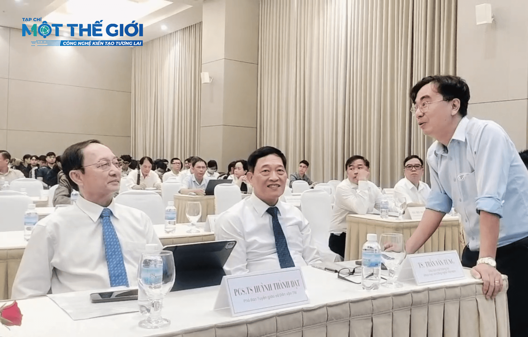 Khách mời tề tựu trước giờ khai mạc Hội thảo 'An ninh năng lượng đến 2030'