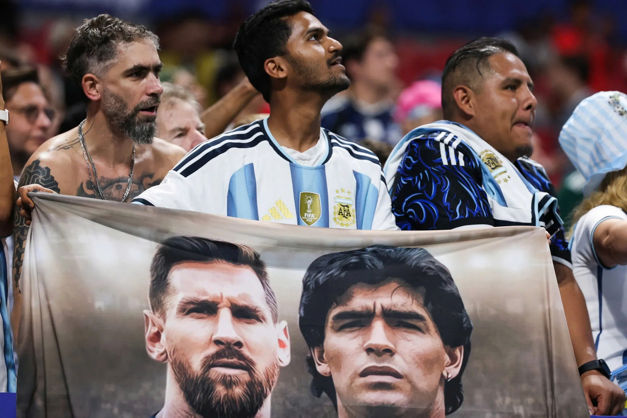 Messi gặp Tây Ban Nha: Chủ nghĩa cá nhân đấu Tinh thần tập thể
