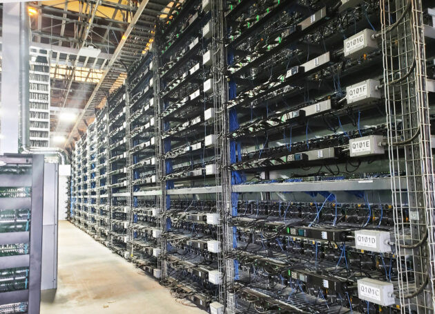 cdn.geekwire.com-wp-content-uploads-2021-07-_core_scientific_interior_1-630x454.jpeg