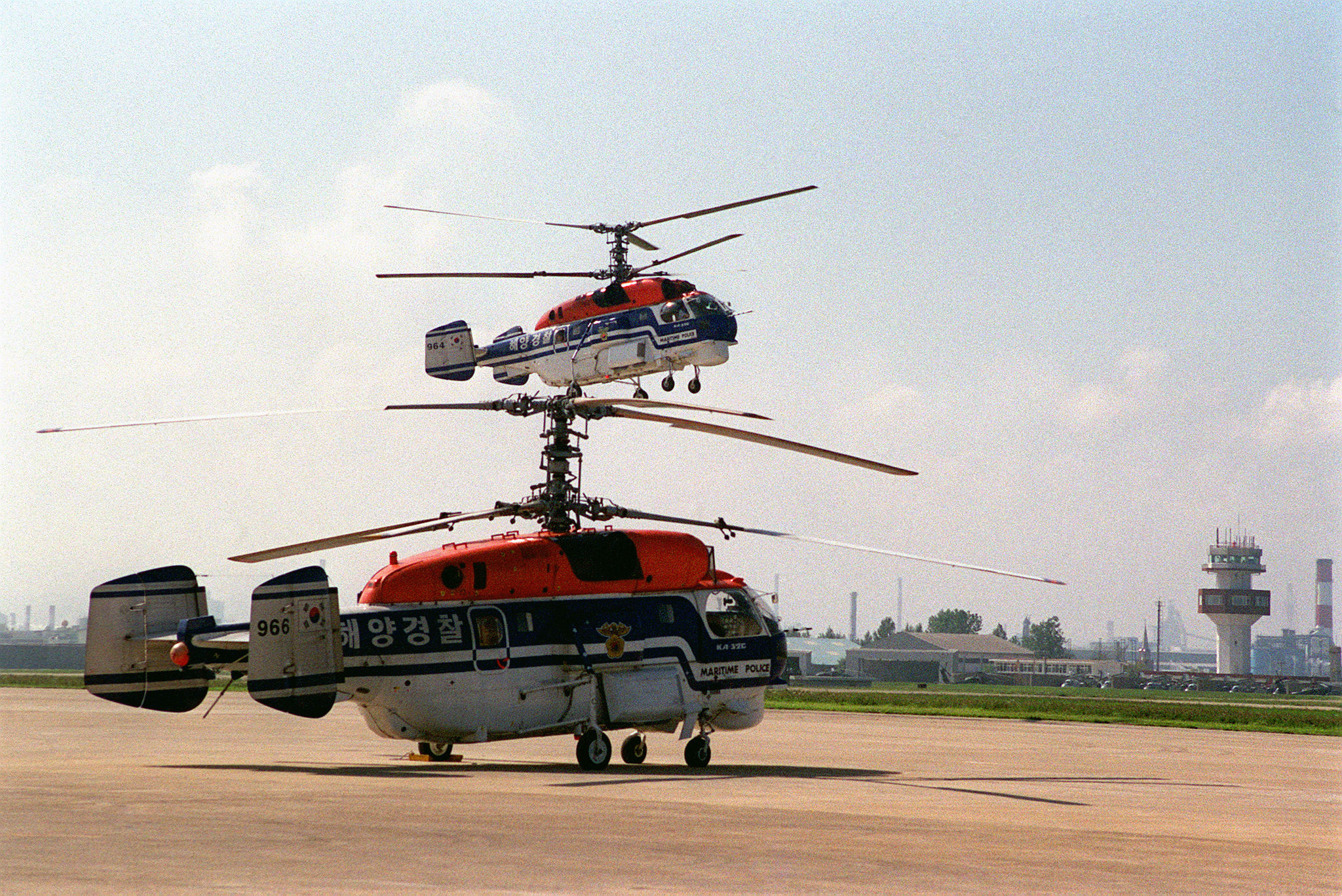 two_kamov_ka-32.jpg