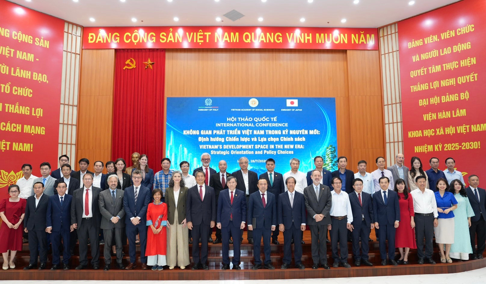 không gian phát triển