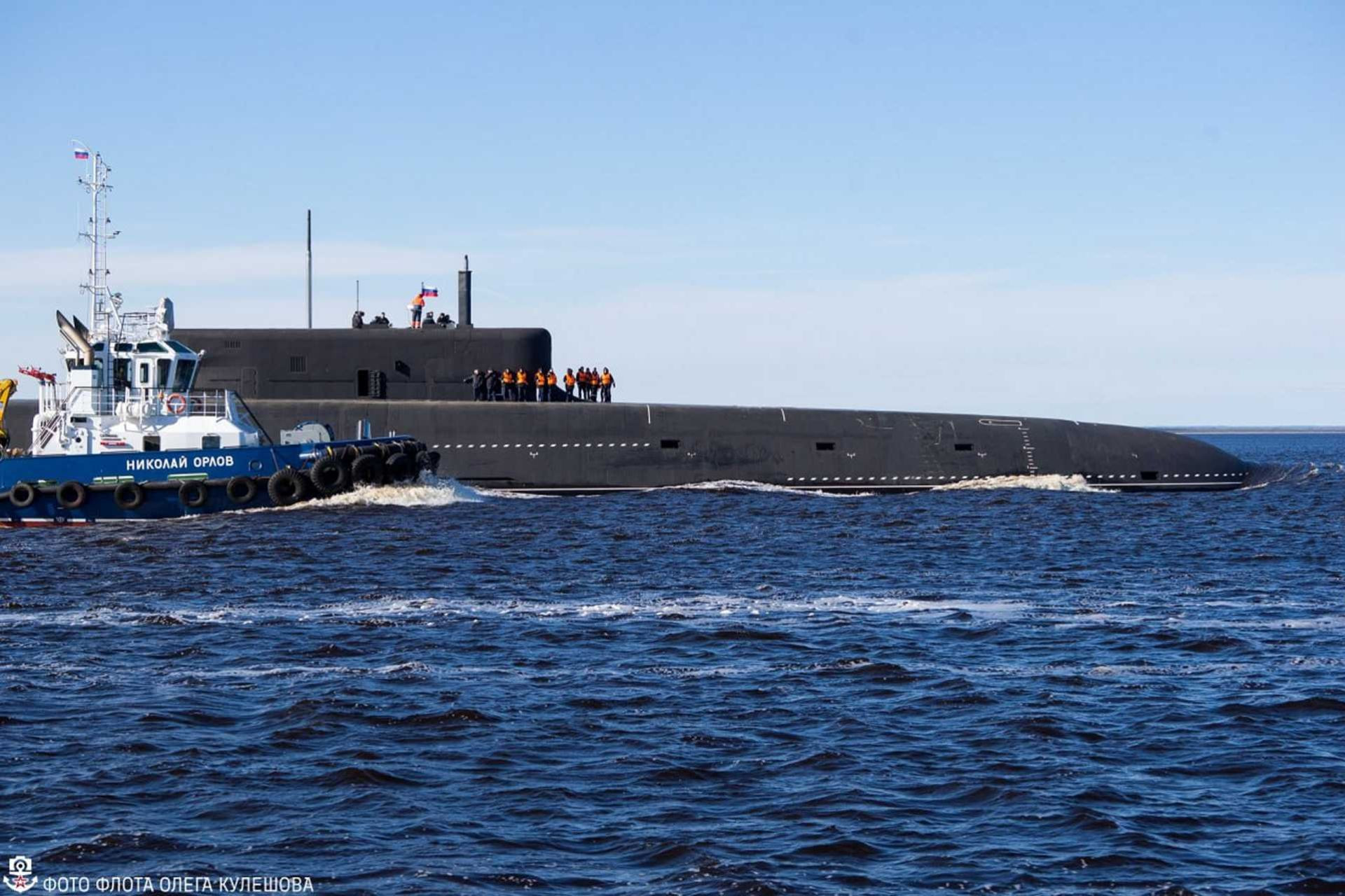 www.armyrecognition.com-media-yootheme-cache-ed-_russia-to-keep-borei-nuclear-submarines-capable-of-striking-us-cities-active-until-the-2060s-925-001-ed2e69ed.jpg