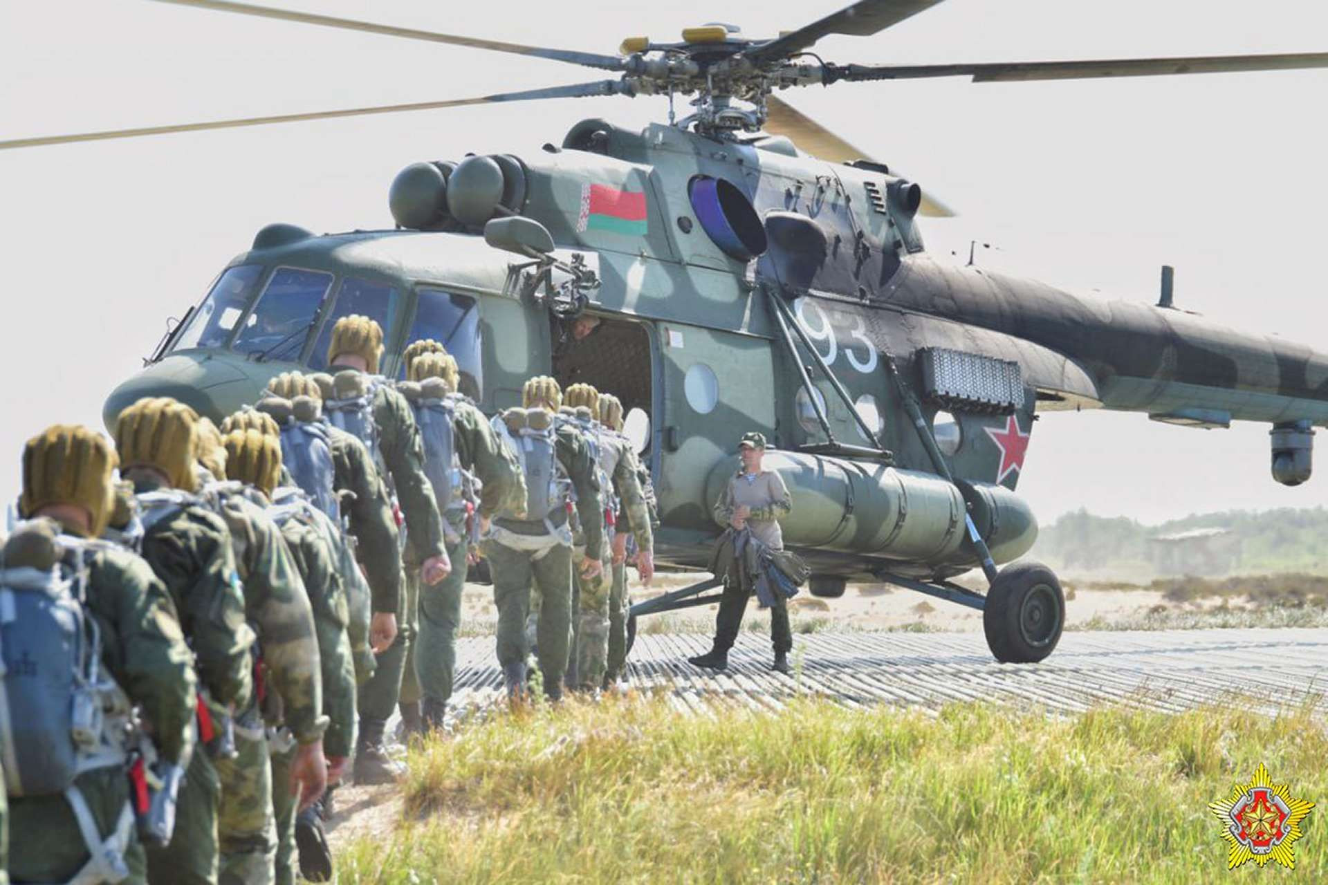 www.armyrecognition.com-images-stories-news-2026-august-_belarus-expands-37th-air-assault-brigade-near-ukraine-with-new-artillery-and-air-defense-units.jpg