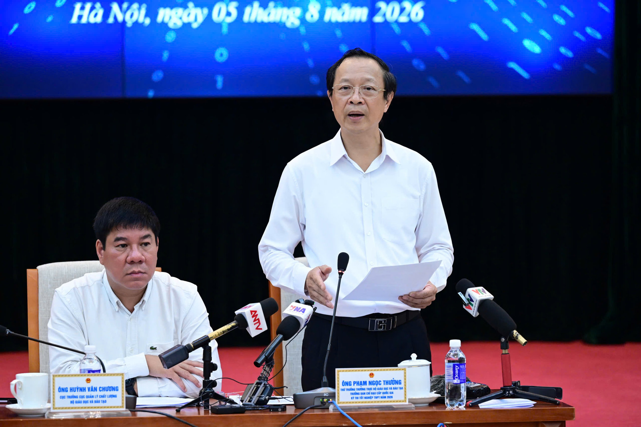 thu-truong-gd-dt.jpg