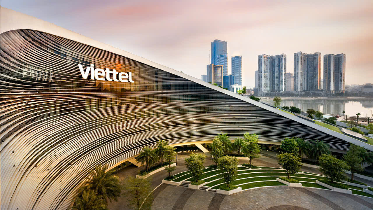 Viettel ghi nhận doanh thu hơn 220.000 tỷ đồng trong năm 2025, nộp ngân sách 42.290 tỷ đồng 