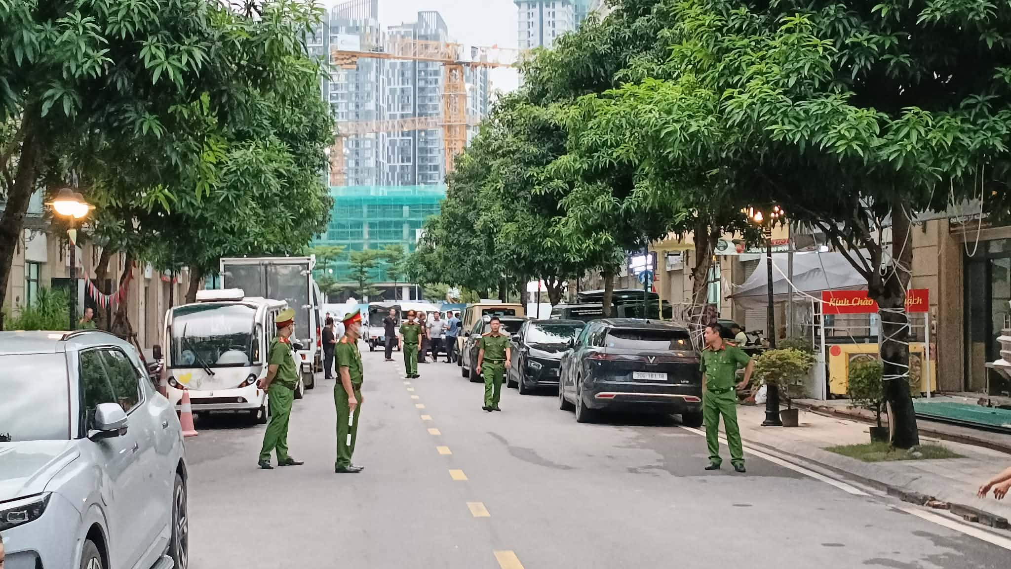 khám nhà huấn hoa hồng