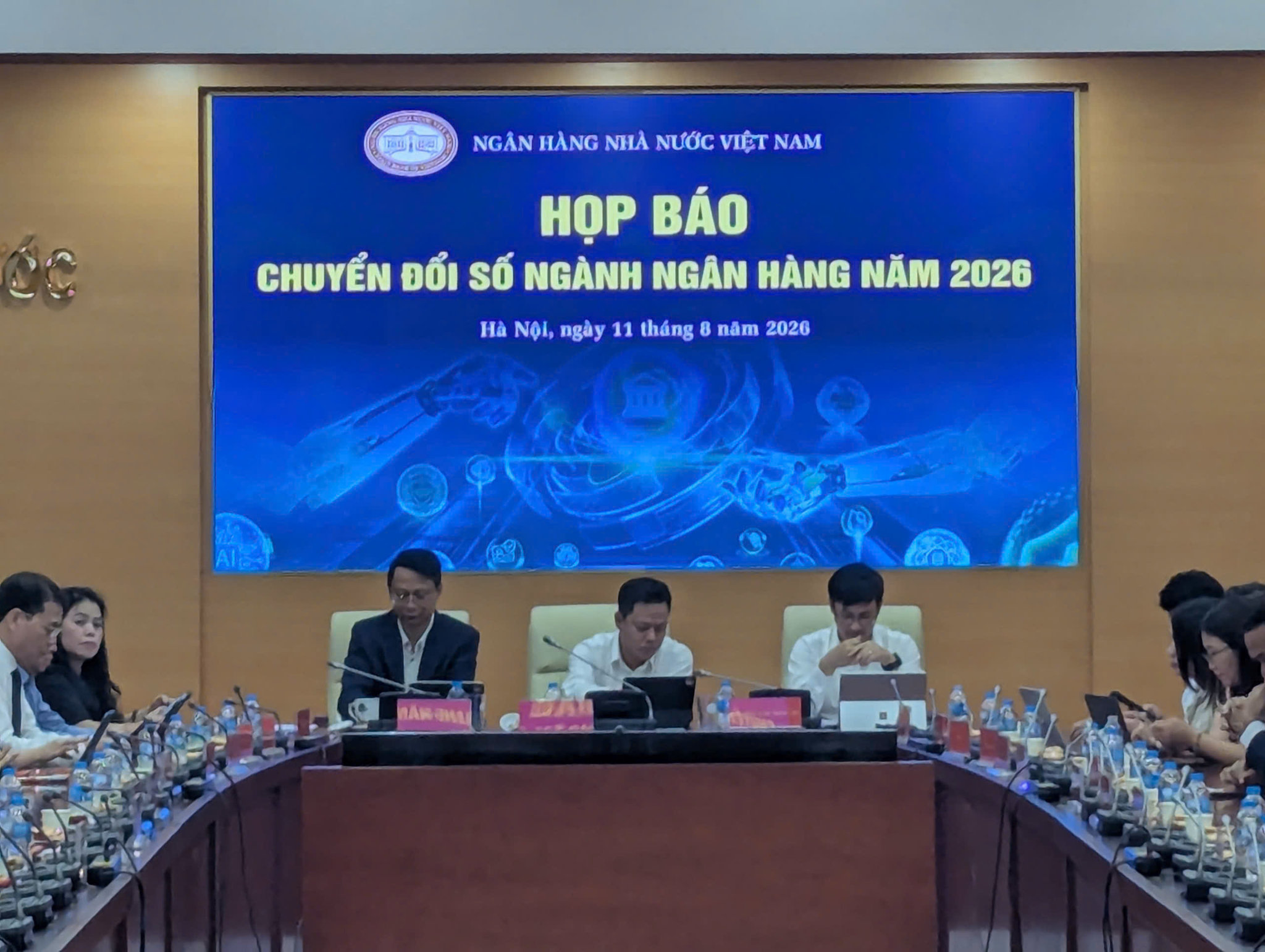 họp báo chuyển đổi số ngân hàng 2026