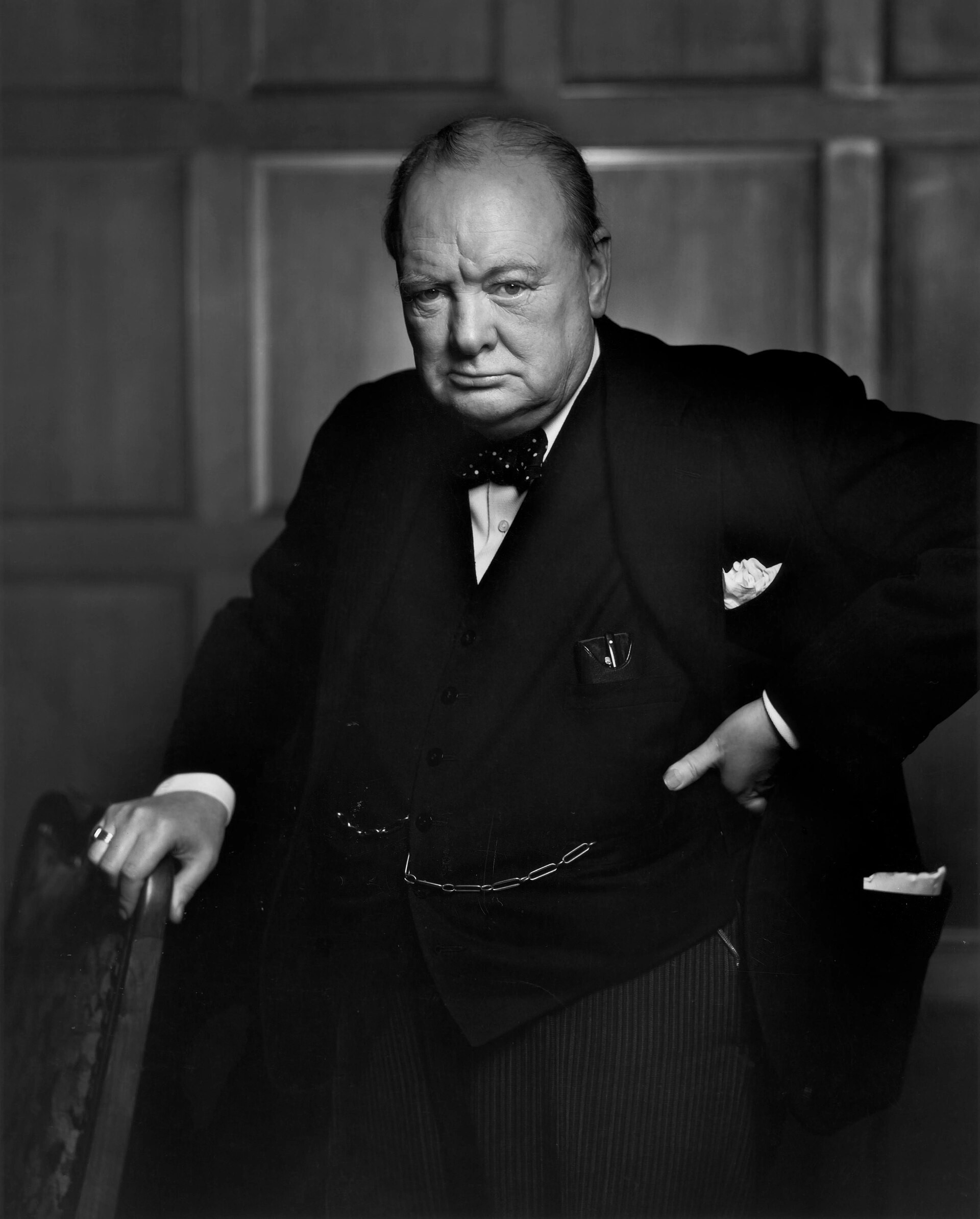 Winston Churchill là Thủ tướng Anh thời Thế chiến thứ hai.