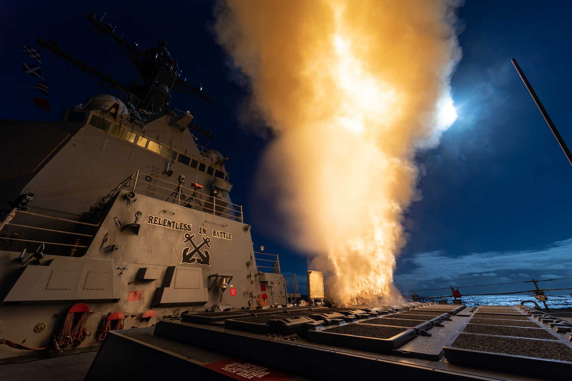 www.armyrecognition.com-images-stories-news-2026-august-_u.s.-navy-expands-air-defense-against-ballistic-missile-threats-with-raytheon-sm-3-block-iia-contract-1920-001.jpg