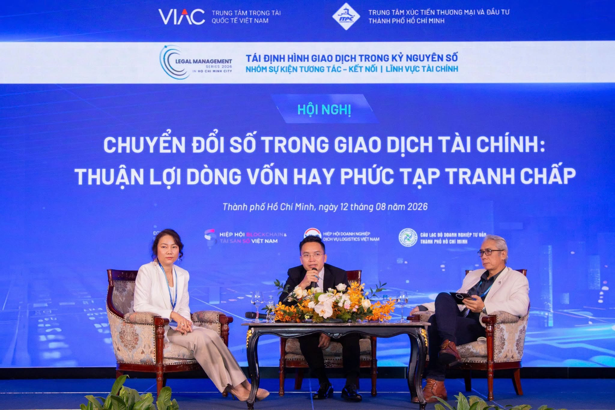 tranh chấp