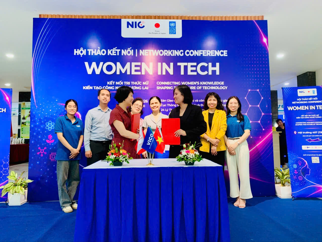 HỘI THẢO “KẾT NỐI CÔNG NGHỆ – WOMEN IN TECH”: ĐẨY MẠNH THƯƠNG MẠI HÓA KẾT QUẢ NGHIÊN CỨU VÀ KHỞI ĐỘNG ĐỀ ÁN HỖ TRỢ 10.000 DOANH NGHIỆP CHUYỂN ĐỔI SỐ