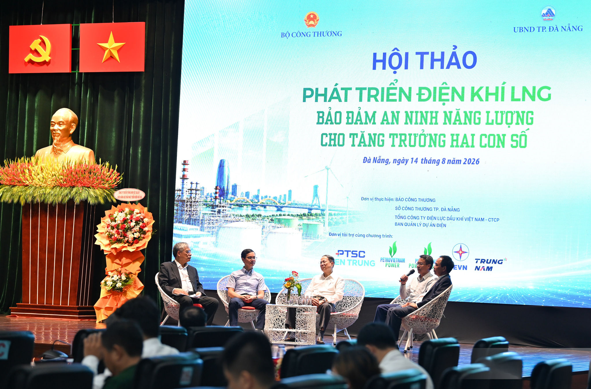 nam_7688-2.jpg