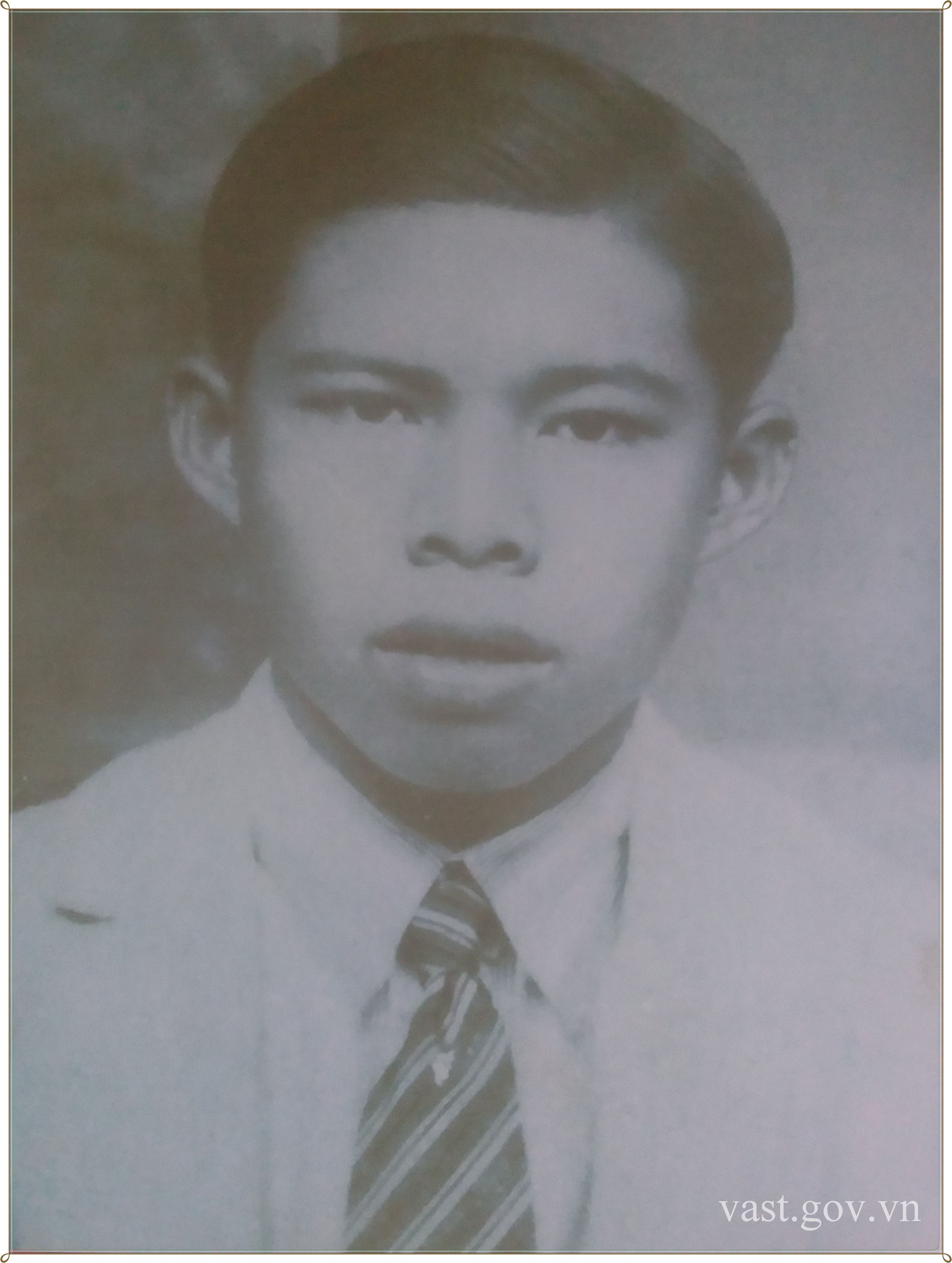 Chân dung Phạm Quang Lễ - Trần Đại Nghĩa trước khi du học ở Pháp, năm 1935. Ảnh VAST