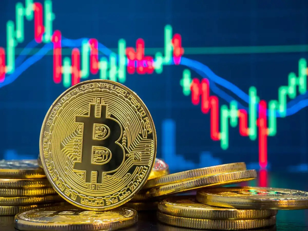 Bitcoin kẹt dưới mức 65.000 USD, tín hiệu gì cho giới đầu tư tài sản mã hóa?