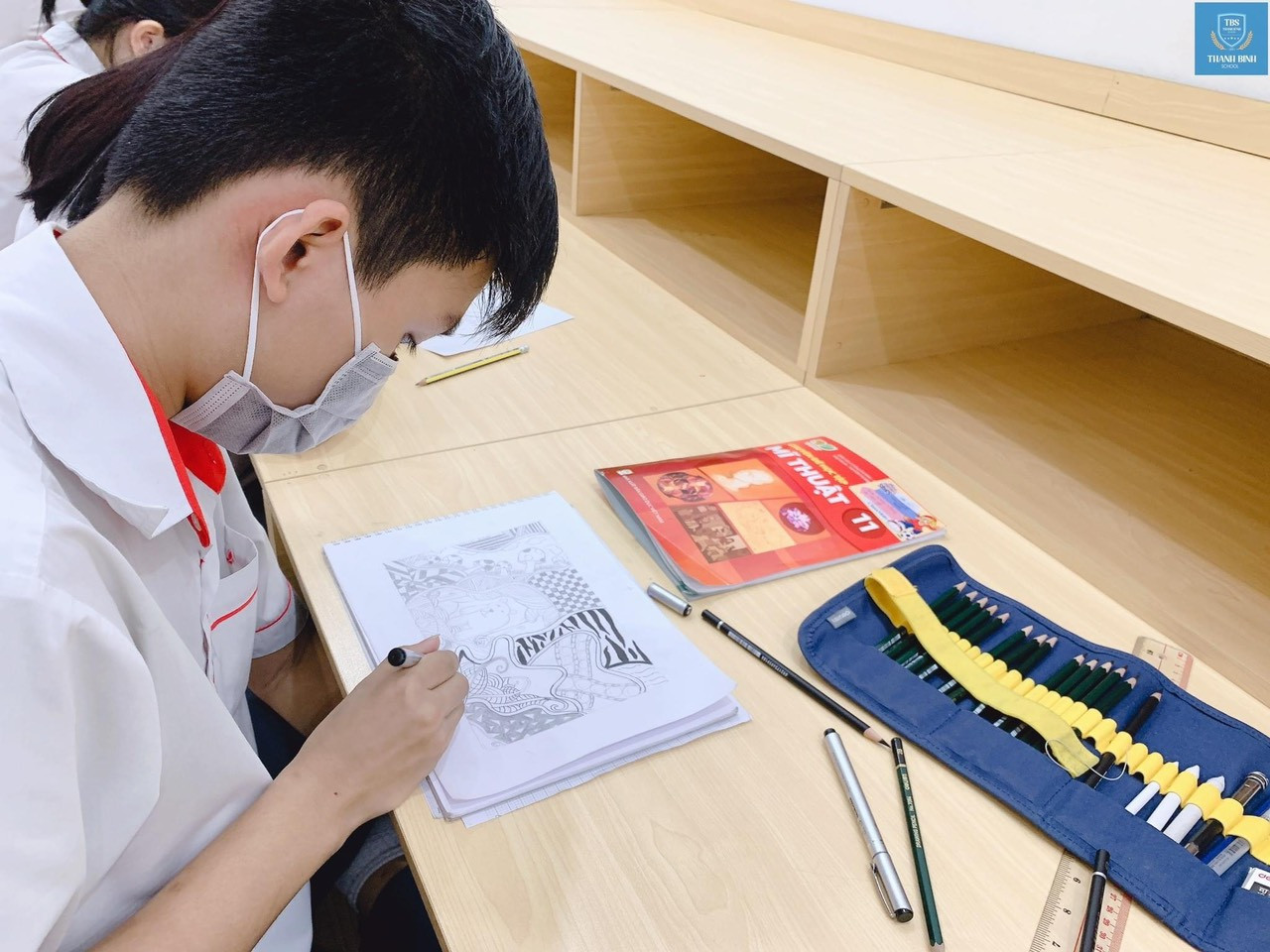 <i>Năm học 2026-2027 là năm đầu tiên sử dụng một bộ sách giáo khoa thống nhất trên toàn quốc. Ảnh: Nguyễn Tuyết</i>