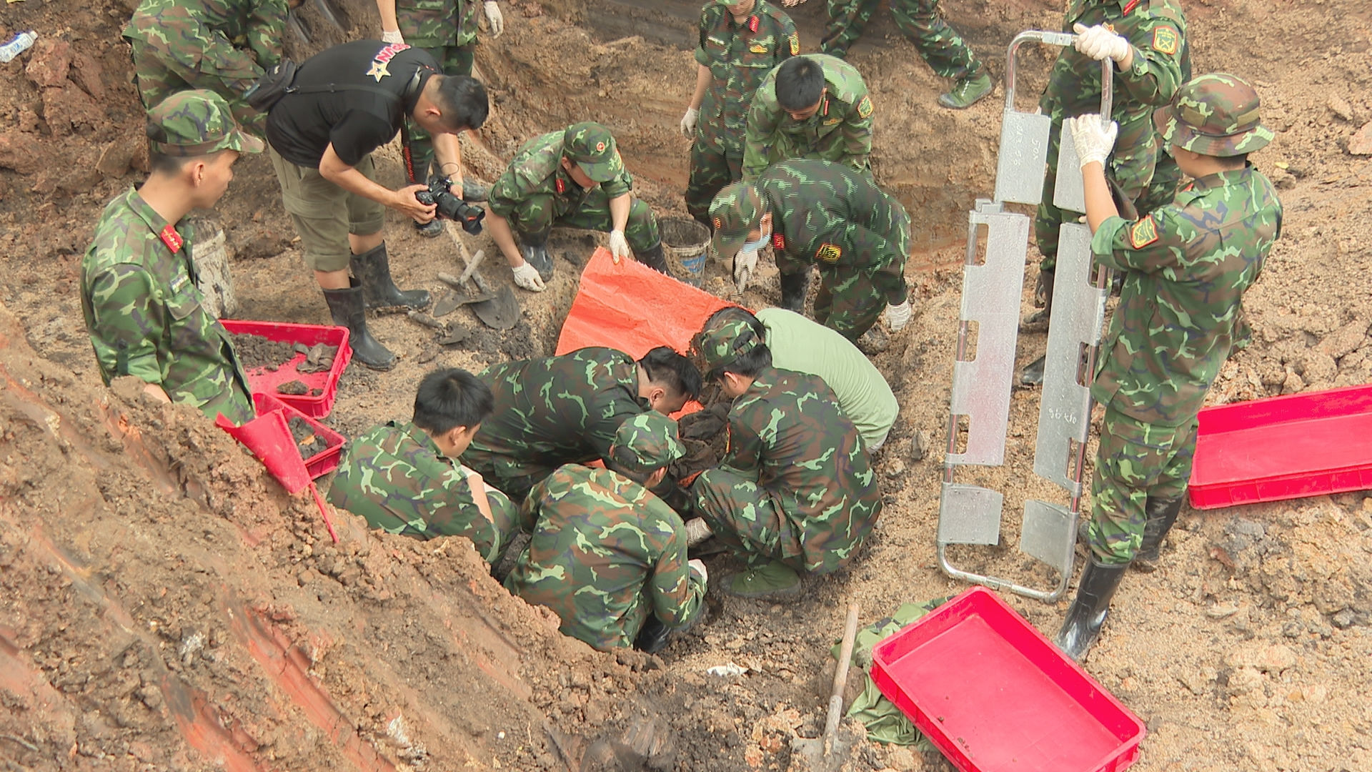 tam-quy-tap-hai-cot-liet-sijpg3-1785485620931203253545.jpg