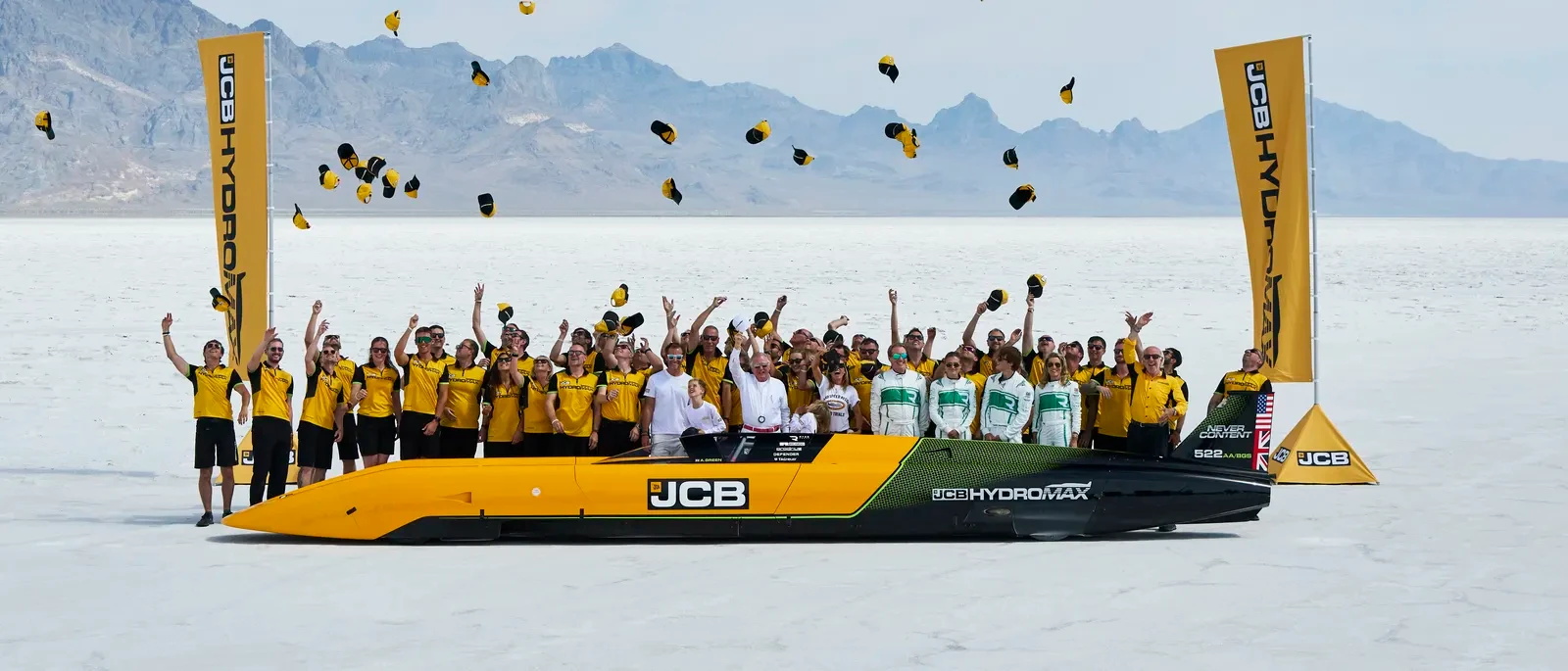 www.jcb.com-globalassets-digizuite-82674-11_08_26_jcb_hm_d9_ja_003-_img_1600x686.webp
