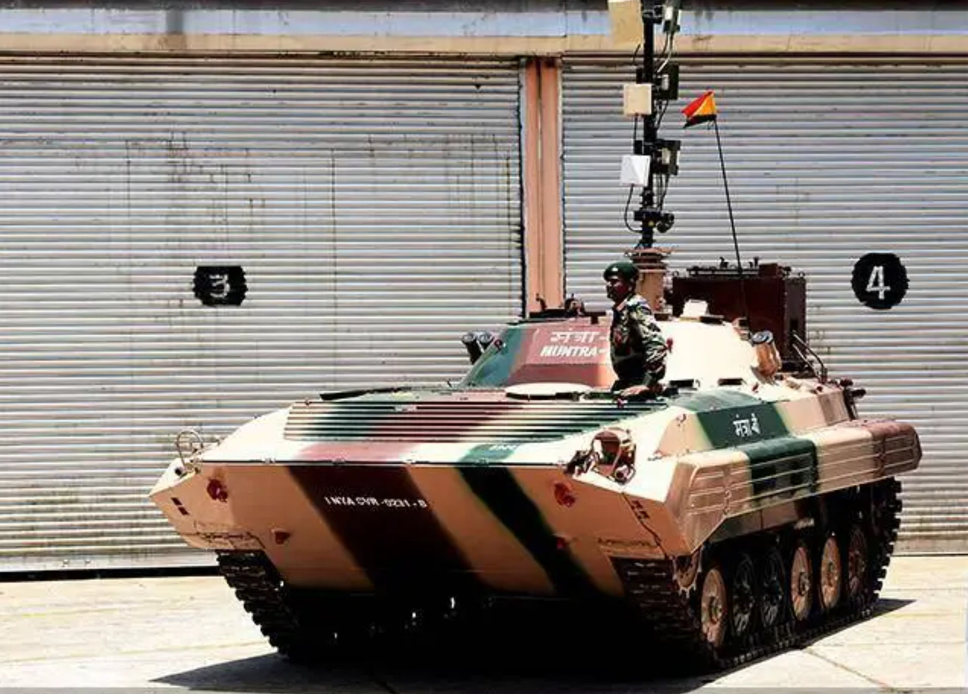 bmp-1-robot.jpg