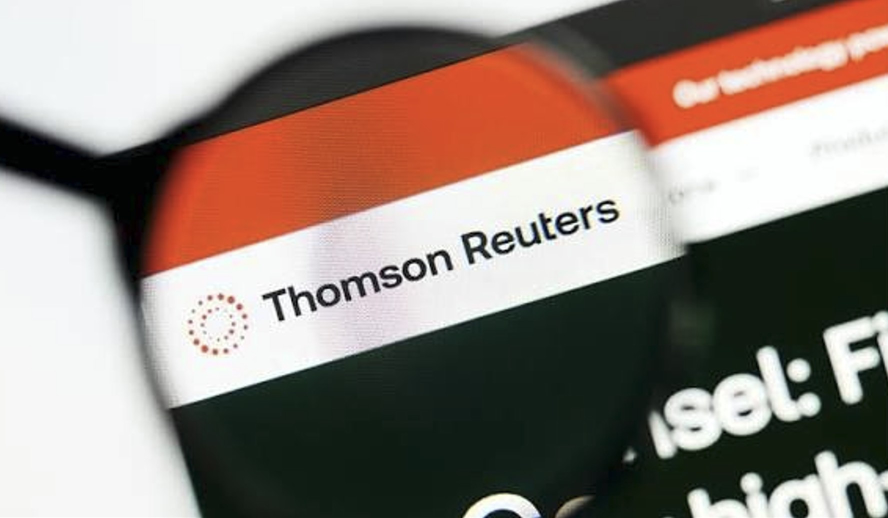 Thomson Reuters tự phát triển AI dựa trên công nghệ Trung Quốc, giảm phụ thuộc Claude