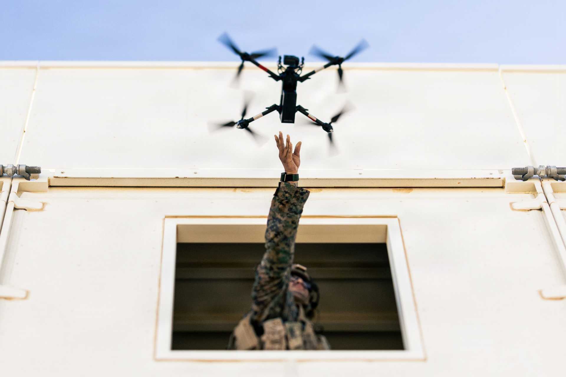www.armyrecognition.com-images-stories-news-2026-august-_us-drone-dominance-program-targets-supply-limits-and-chinese-supply-chains-to-build-200000-units-by-2027-925-001.jpg