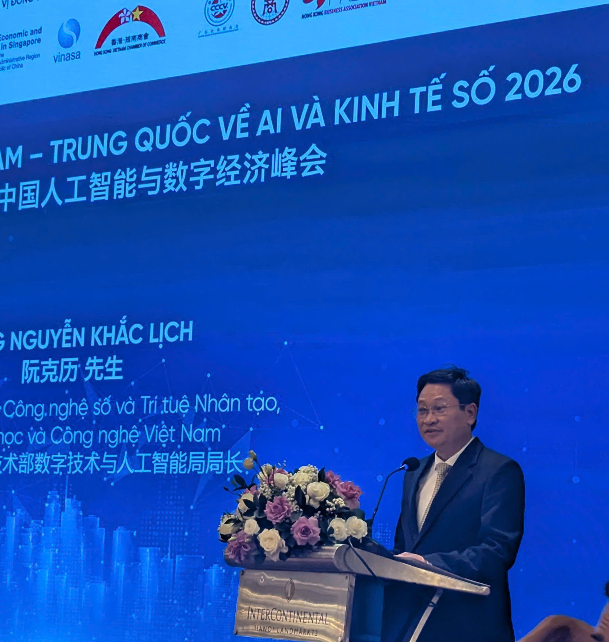 Nguyễn Khắc Lịch-AI-Summit-VN-TQ
