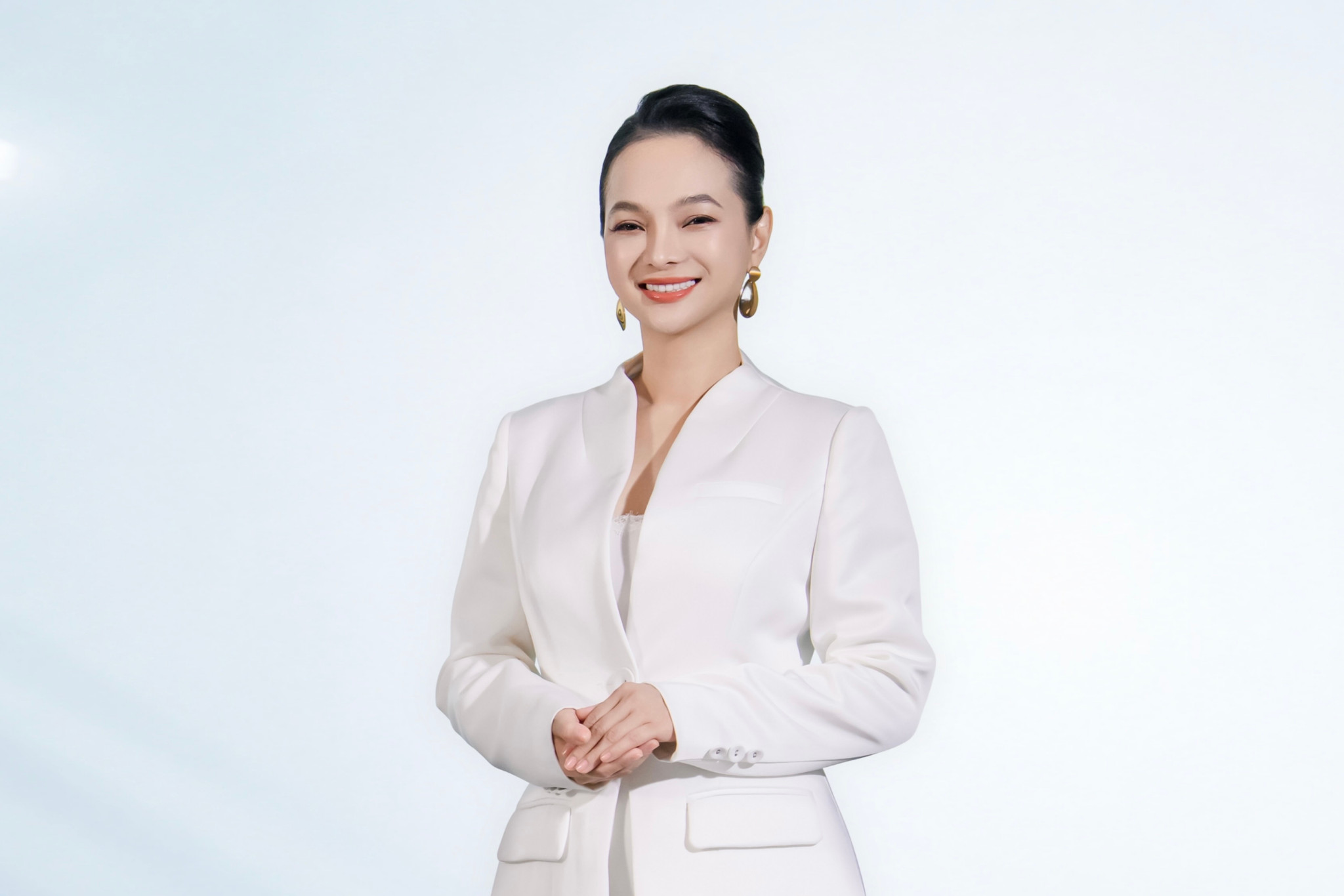 Bà Nguyễn Vân Hiền - Tổng giám đốc VMatrix