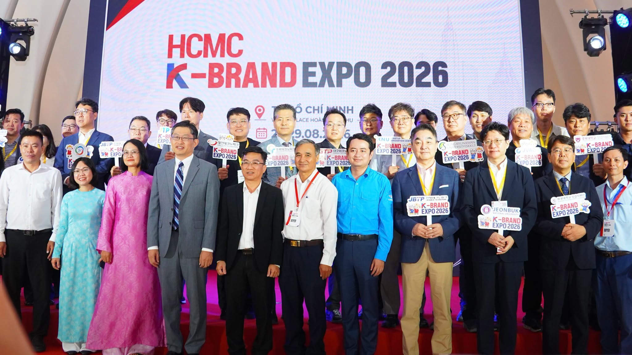 han-quoc-mang-ai-den-viet-nam-3-229c1136163743991351ed361174dcb0.jpg