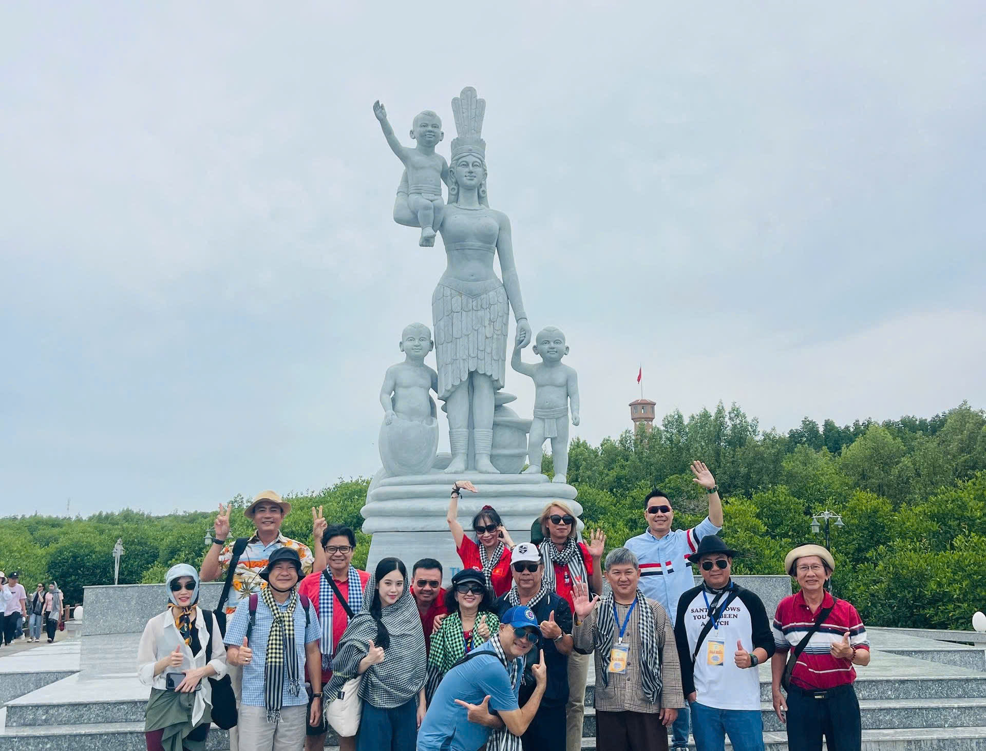 3.Ảnh Mẹ Âu Cơ