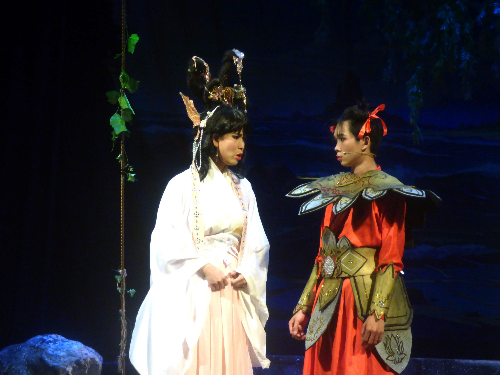 04-na-tra-dai-nao-long-cung-c8a06a795fc7dd5a37d7c6230d0412ba.jpg