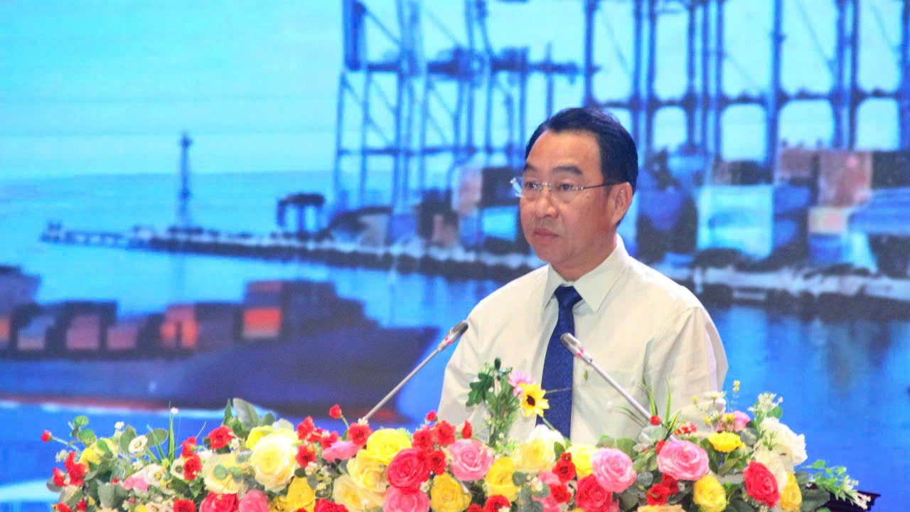 Chủ tịch UBND tỉnh Cà Mau Lữ Quang Ngời phát biểu tại sự kiện. Ảnh: C.M