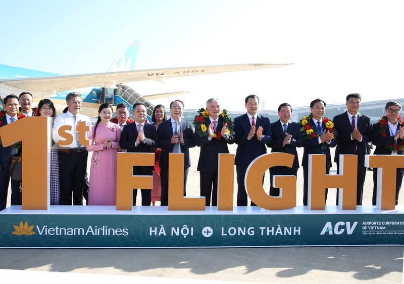Các đại biểu tham dự Lễ khánh thành dự án Cảng hàng không Quốc tế Long Thành, ngày 19-12-2025 - Ảnh: VGP/Nguyễn Hoàng. 
