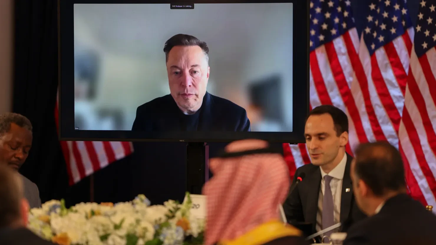 Sam Altman, Jensen Huang, Elon Musk dự báo tương lai AI tại G20 (5)2
