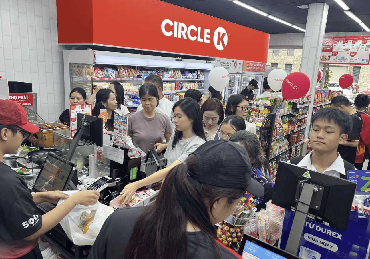 cửa hàng tiện lợi Circle K-2