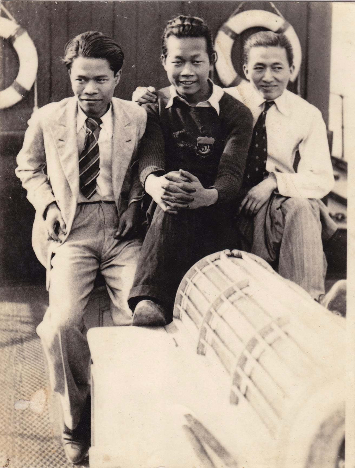 tạ quang bửu du học